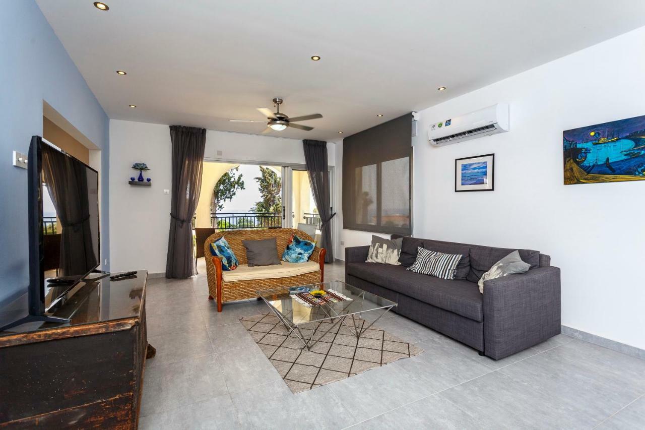 Coral Bay Sea Breeze Apartments - 3 Bedroom Apartment Pegeia Eksteriør billede